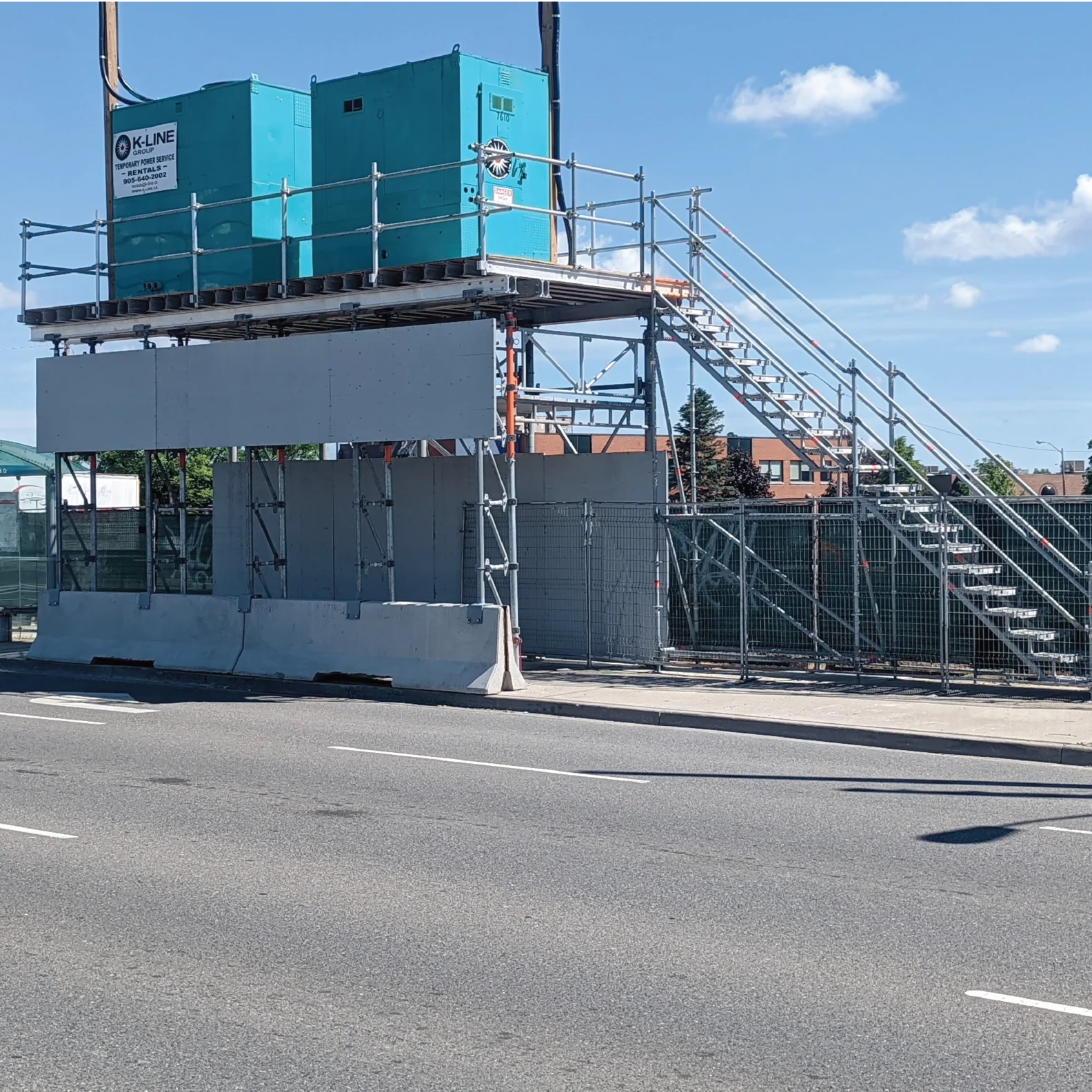 Trailer Support With Stairs